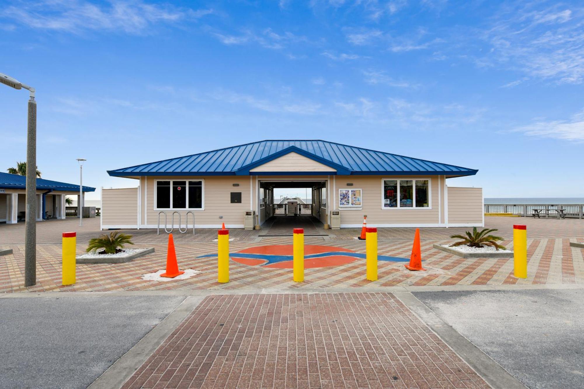 Gone Coastal - Tidewater Beach Resort #2410 By Book That Condo Panama City Beach Exterior photo